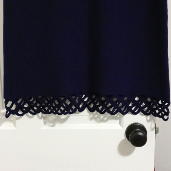 🆕 💙Milly💙 - Navy Sleeveless Detail Hem Shift Dress - Picture 4 of 8